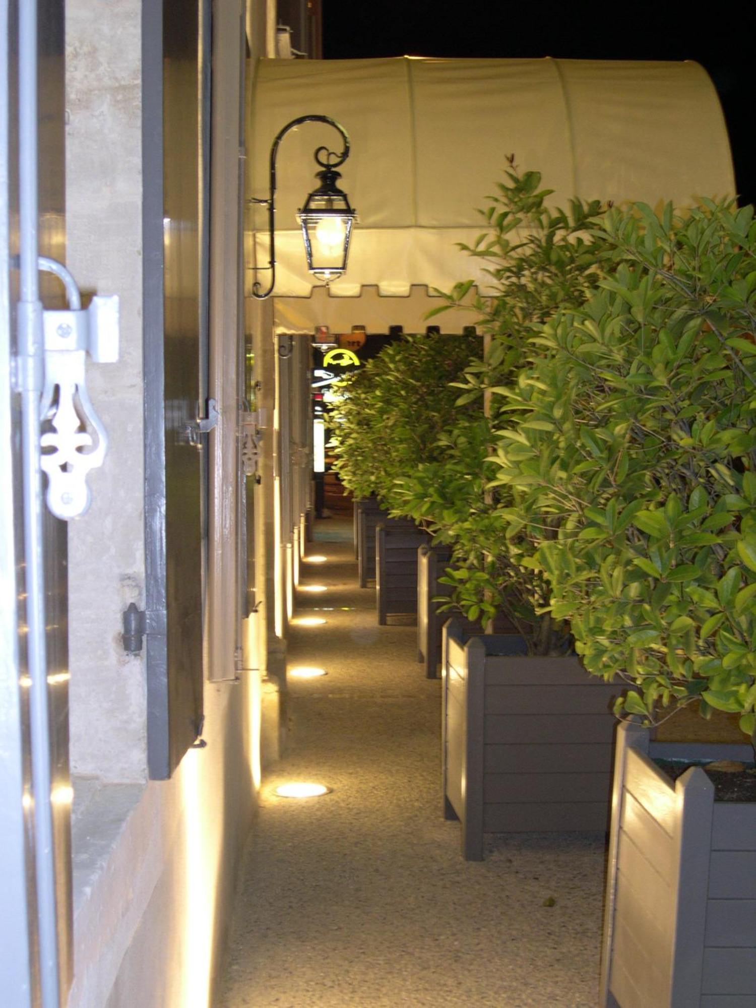 Logis Hotel - Restaurant Maison Claude Darroze Langon  Dış mekan fotoğraf