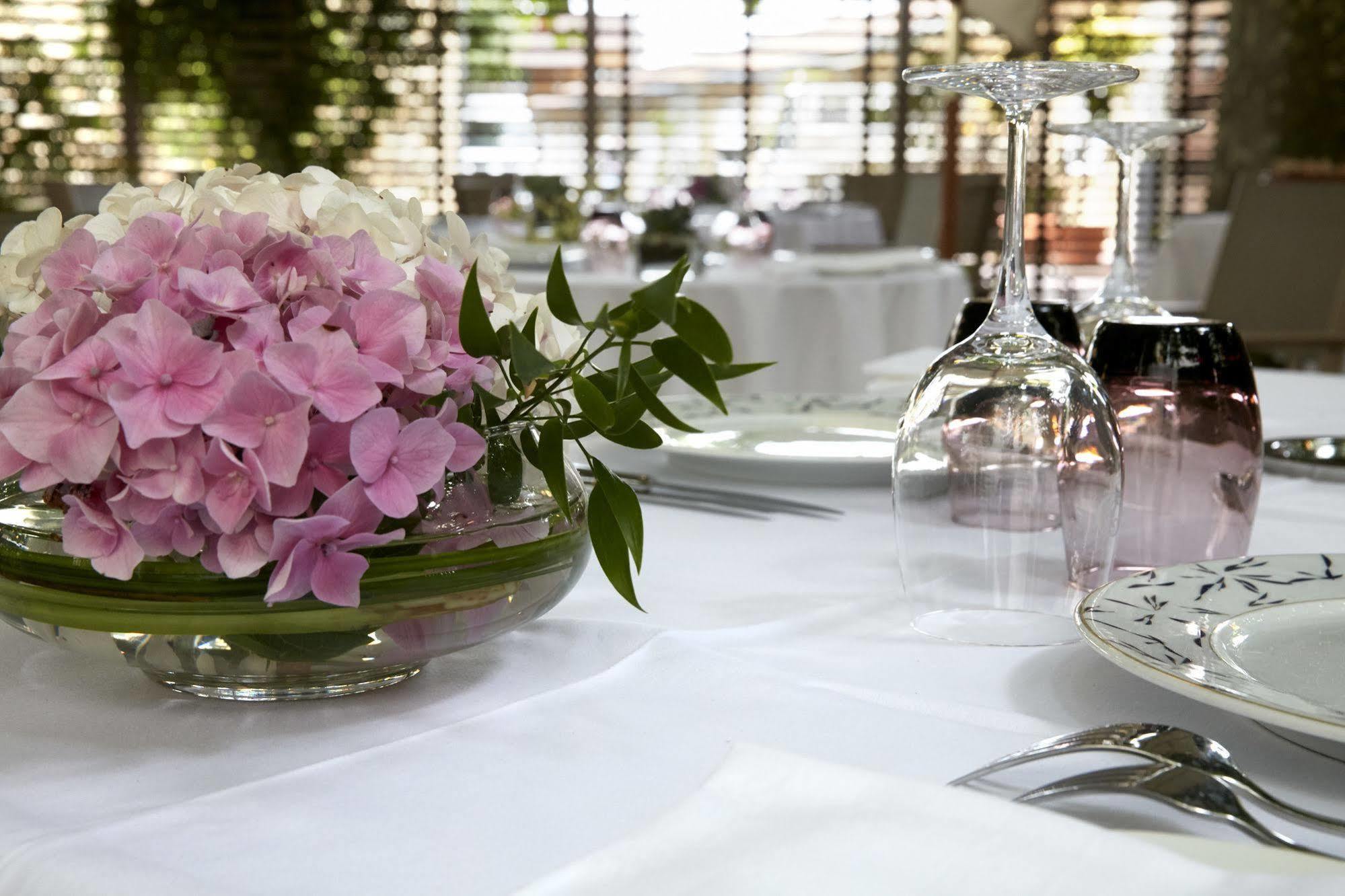 Logis Hotel - Restaurant Maison Claude Darroze Langon  Dış mekan fotoğraf